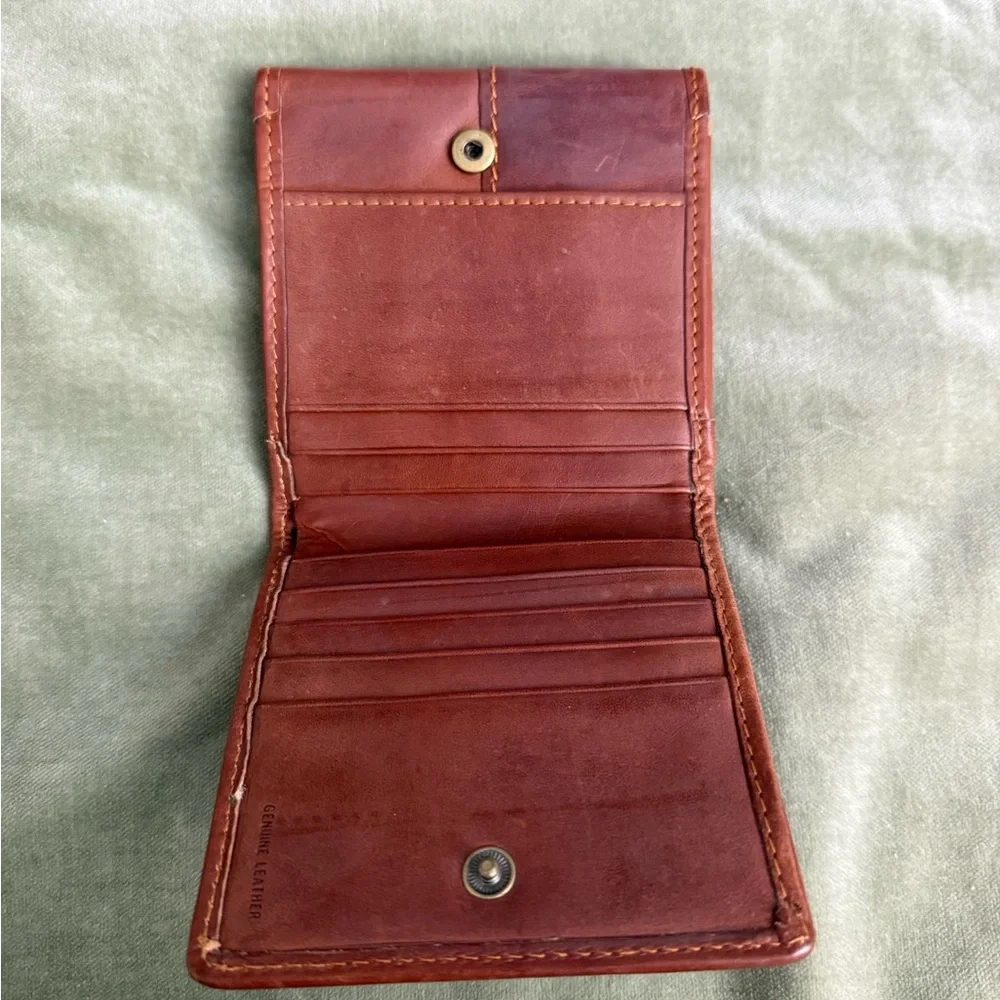 Fossil Brown Bifold Leather Wallet with Zipped Coin Slot on Backside